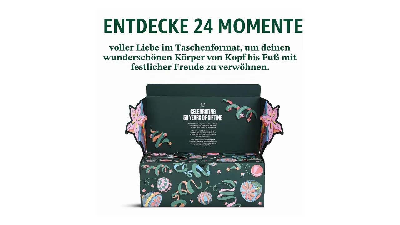 Aufgeklappt sieht der Kalender wie eine festliche Geschenkbox aus.