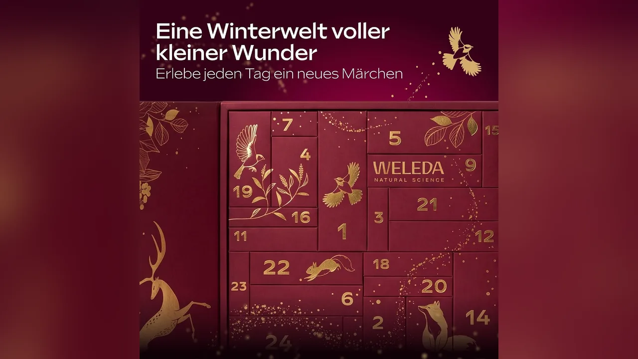 Die Türchen sind in eine winterliche Märchenwelt eingebettet.